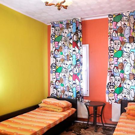 Funky Mamaliga Hostel 基希讷乌 外观 照片