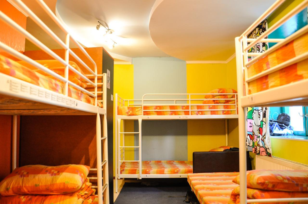 Funky Mamaliga Hostel 基希讷乌 客房 照片