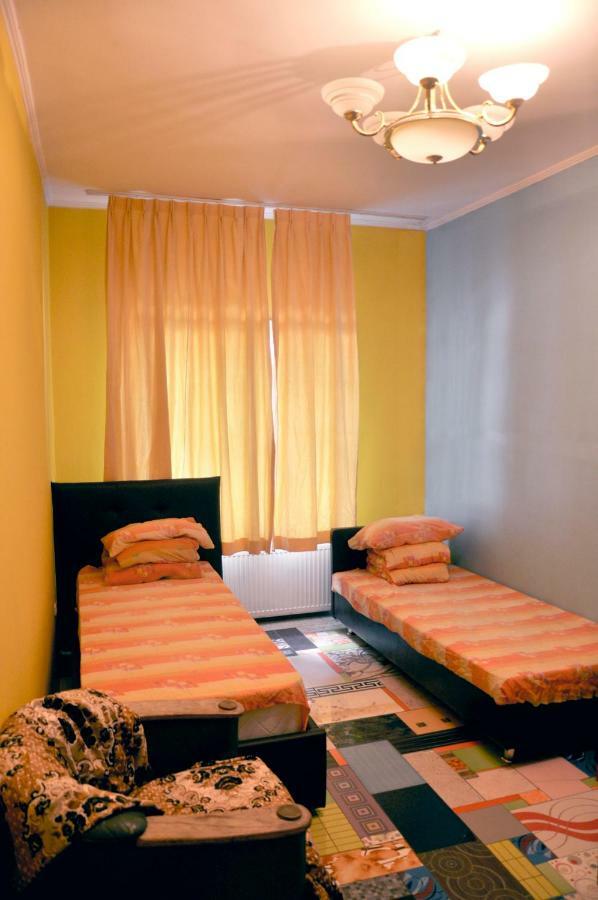 Funky Mamaliga Hostel 基希讷乌 外观 照片